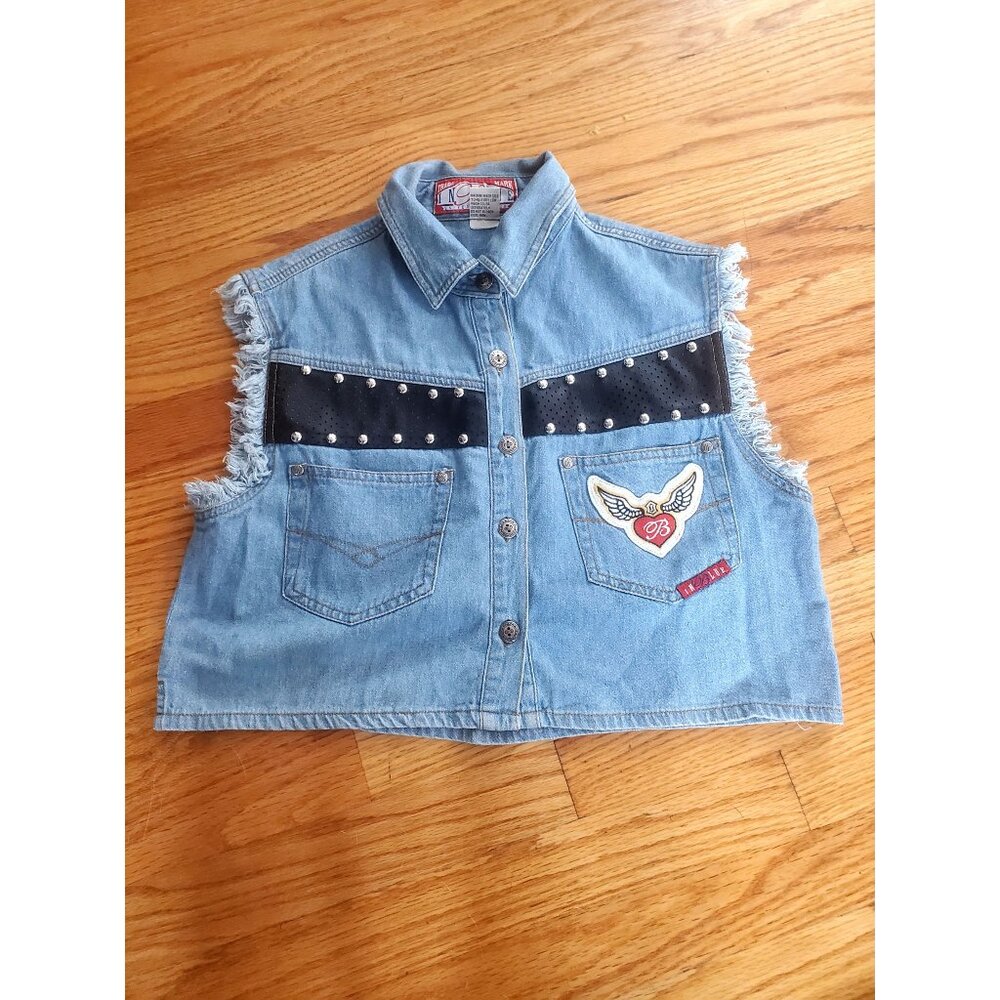 Vintage In Blue Denim Vest Frayed Sleeves Studded Black Accents Embroidered M